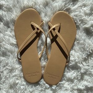 Abercrombie Strappy Faix Leather Flip Flops Tan